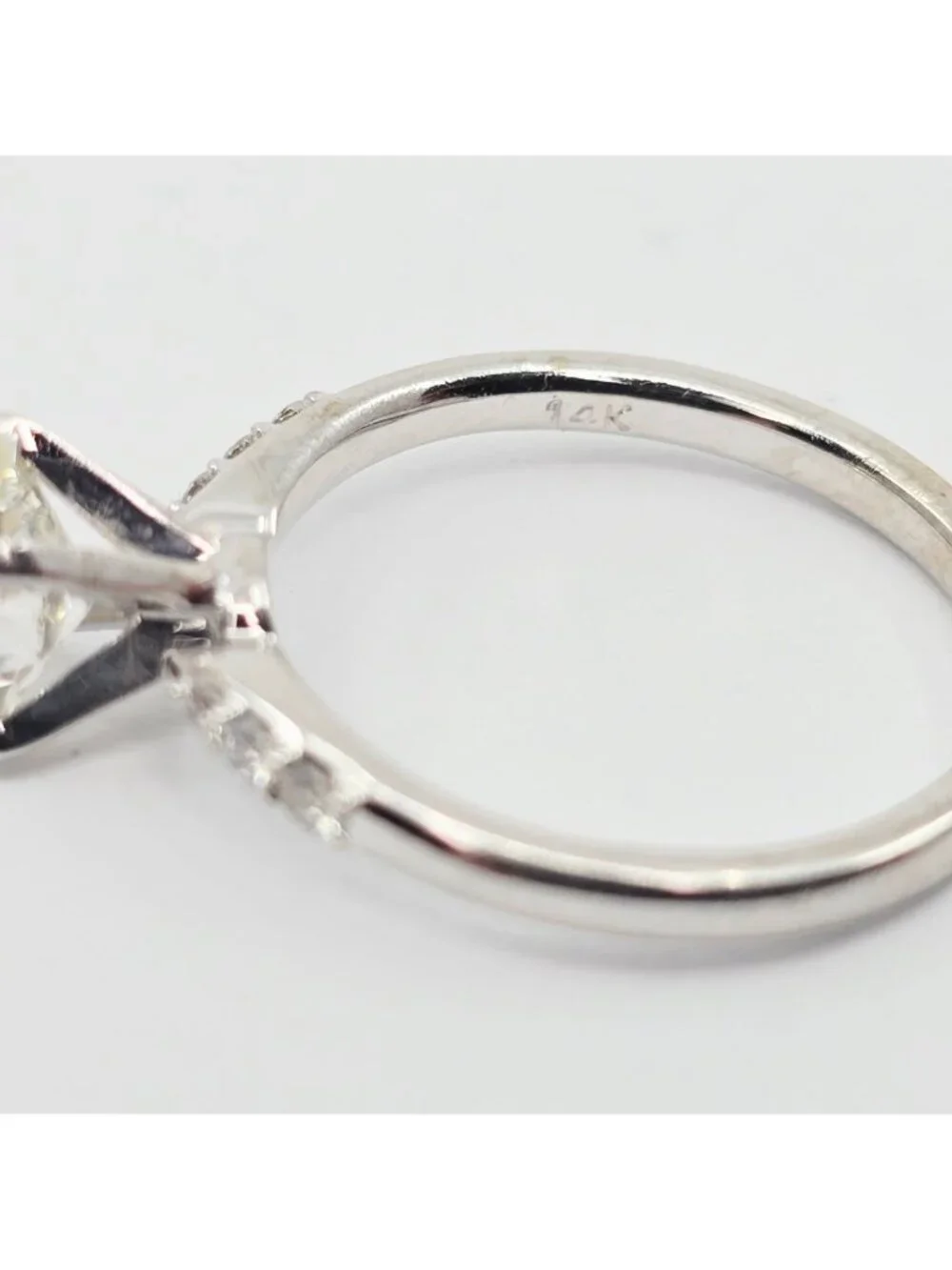 Unique 0.75ct Natural Oval Cut Solitaire Diamond Engagement 14K White Gold Ring